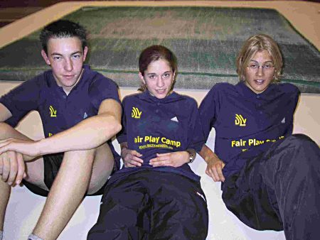Matthias de Zordo, Eva Stockhausen und Thorsten Baumeister beim Fair Play Camp. (Foto: privat)