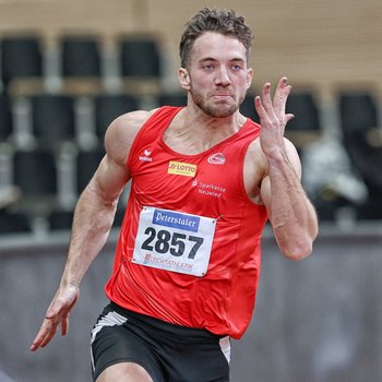 Über 60 Meter ist Pascal Kirstges (LG Rhein-Wied) am Start (Foto: Gantenberg).