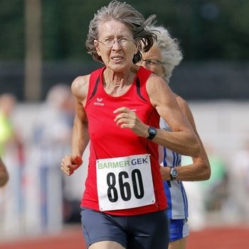 Lilo Hartenberger, Silber für die Läuferin des LAZ Birkenfeld (Foto: Birkenstock).